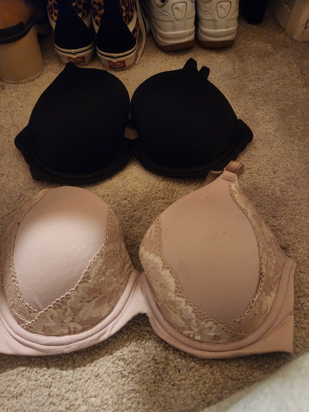 Soma Lace Trim T-Shirt Bras - Black & Nude Pink